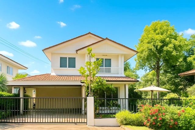 คลองบางไทร MRTตลาดบางใหญ่ 3.52กม. โลตัส คลองถนน 2.7 กม.ให้เช่าบ้านเดี่ยว 2 ชั้นสุดหรู 54 ตร.วา.จัดเต็มเฟอร์ฯ ร่มรื่น ติดสวน 3 นอน 3 น้ำ