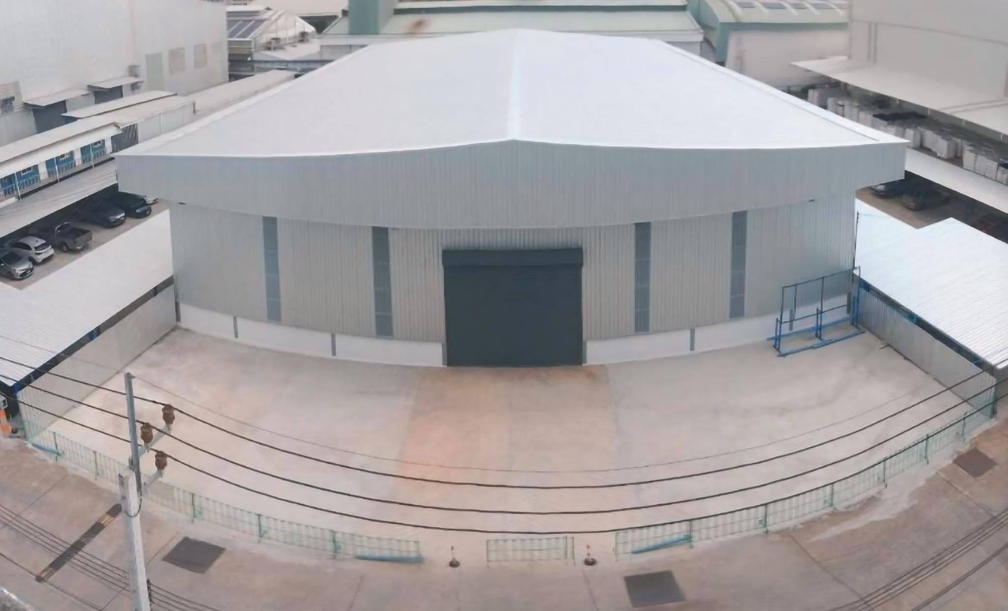 BST1046 ให้เช่าโกดัง สิงหไทย บางขุนเทียน พื้นที่ 1838 ตร.ม. มีลานจอดรถ เหมาะคลังสินค้าและโลจิสติกส์