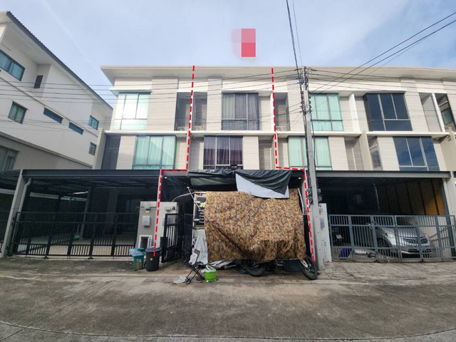 ขายทาวน์เฮ้าส์  หมู่บ้านพาทิโอ (พหลโยธิน-วิภาวดี) ซอยพหลโยธิน 92 ปทุมธานี