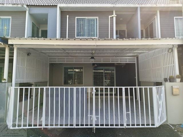 ให้เช่าทาวน์โฮม 2 ชั้น 20 ตร.ว. โครงการเดอะคัลเลอร์ บางนา-วงแหวน บางนา-ตราด กม.10