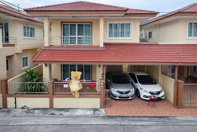 บ้านเดี่ยว 2 ชั้นให้เช่า 3นอน เพอร์เฟค ตลาดบางแก้ว 900 ม. เมกาบางนา 3 กม. 2 น้ำ 36ตร.ว. 150ตร.ม. 2คันBTS ศรีนครินทร์