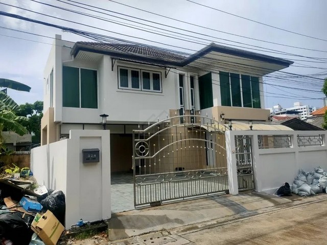 ให้เช่าบ้านเดี่ยว 2 ชั้น 54 ตรว. 4 ห้องนอน หมู่บ้านเคหะนคร 3 ซอยพัฒนาการ 50 ย่านพัฒนาการ – ศรีนครินทร์