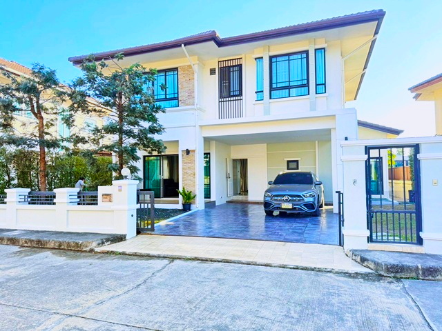 บิ๊กซี เชียงใหม่ ดอนจั่น 800ม. ท่าศาลา  ถ.วงเเหวนรอบกลาง พรอมเมนาดา เชียงใหม่ 800 ม. 3-4นอน 4 น้ำ บ้านเดี่ยว 2 ชั้น 55 ตร.ว. 220 ตร.ม.