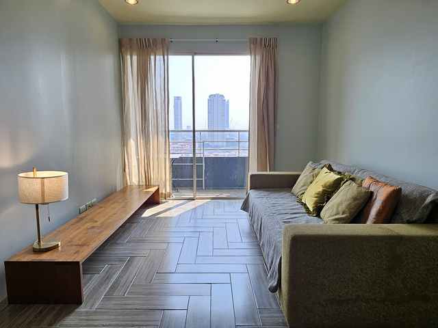 ขายคอนโด Lighthouse Condominium เจริญนคร ขนาด 70 ตร.ม. 2 ห้องนอน ตกแต่งครบ ชั้นสูง วิวเมือง ราคา 6900000 บาท