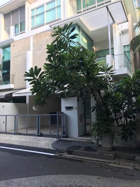 ให้เช่าทาวน์โฮม 3 ชั้น 50 ตร.ว. โครงการ The Landmark Residence ใกล้ MRT ลาดพร้าว