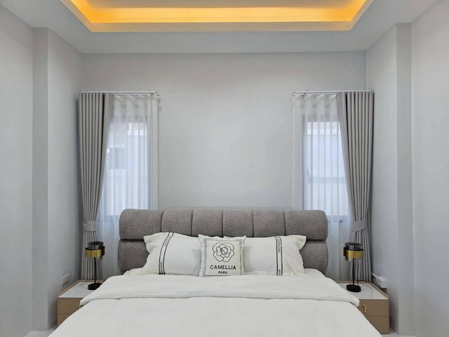 บ้านเดี่ยวสร้างใหม่ พร้อมสระว่ายน้ำส่วนตัวห้วยใหญ่  อำเภอ บางละมุง  จังหวัดชลบุรี