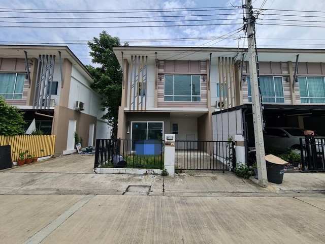 ขายทาวน์เฮ้าส์  หมู่บ้านพฤกษาไพร์ม 95/1 ถนนบางใหญ่-บางคูลัด นนทบุรี