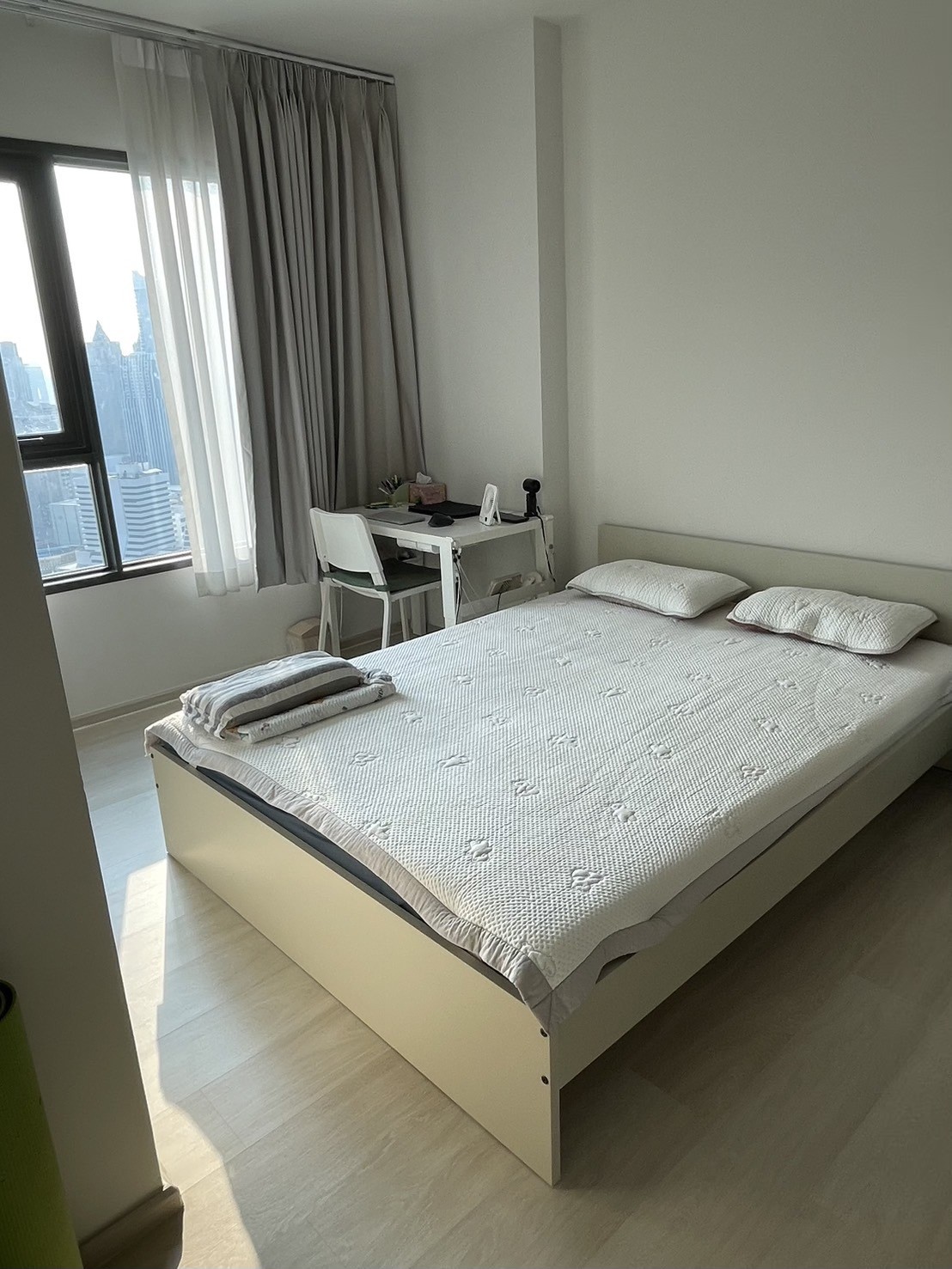 Life One Wireless Spacious Secure 41st Floor BTS PloenChit