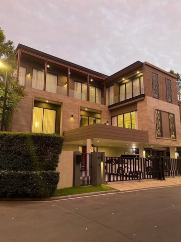 LV53480 ให้เช่า บ้านเดี่ยว3ชั้น วนา เรสซิเดนซ์ พระราม 9-ศรีนครินทร์ Vana Residence Rama 9-Srinakarin พร้อมลิฟต์ พร้อมเข้าอยู่ รับต่างชาติได้