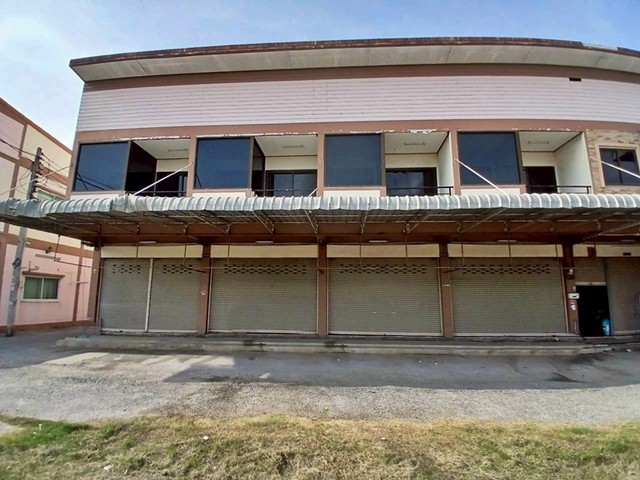 ขายอาคารพาณิชย์ 2 ชั้น จำนวน 4 คูหา โครงการ ศิลากร กรีนวิลล์ พานทอง จังหวัดชลบุรี