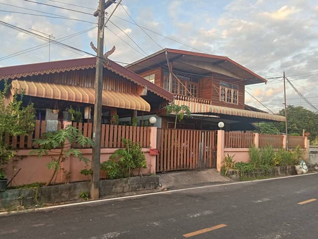 ขายด่วนบ้านเดี่ยวหนองสองห้อง  อำเภอเมือง หนองคาย  6 ล้านบาท