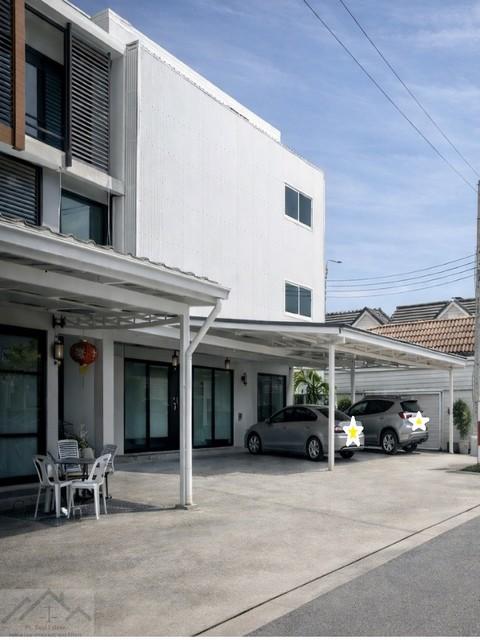 ให้เช่าอาคารพาณิชย์ 2 คูหา 3.5 ชั้น 350 ตร.ม. หลังมุม บางพลี ใกล้เมกะบางนา