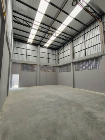 ให้เช่าสำนักงานพร้อมโกดัง450ตร.ม.หลังมุมย่านบางใหญ่นนทบุรีซอยกัตนาใกล้ รพ.บางใหญ่