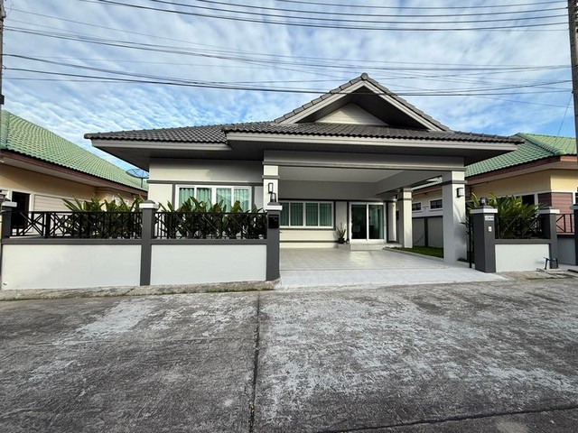 ขายบ้าน หมู่บ้านพรเทพ การ์เด้น วิลล์ หนองปรือ บางละมุง รีโนเวทใหม่ TP-H1905