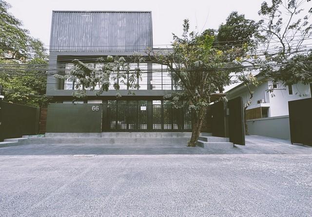 ให้เช่าอาคารสำนักงาน 2 หลัง 1200 ตร.ม. ในพื้นที่เดียวกัน ถนนรัชดาภิเษก 32