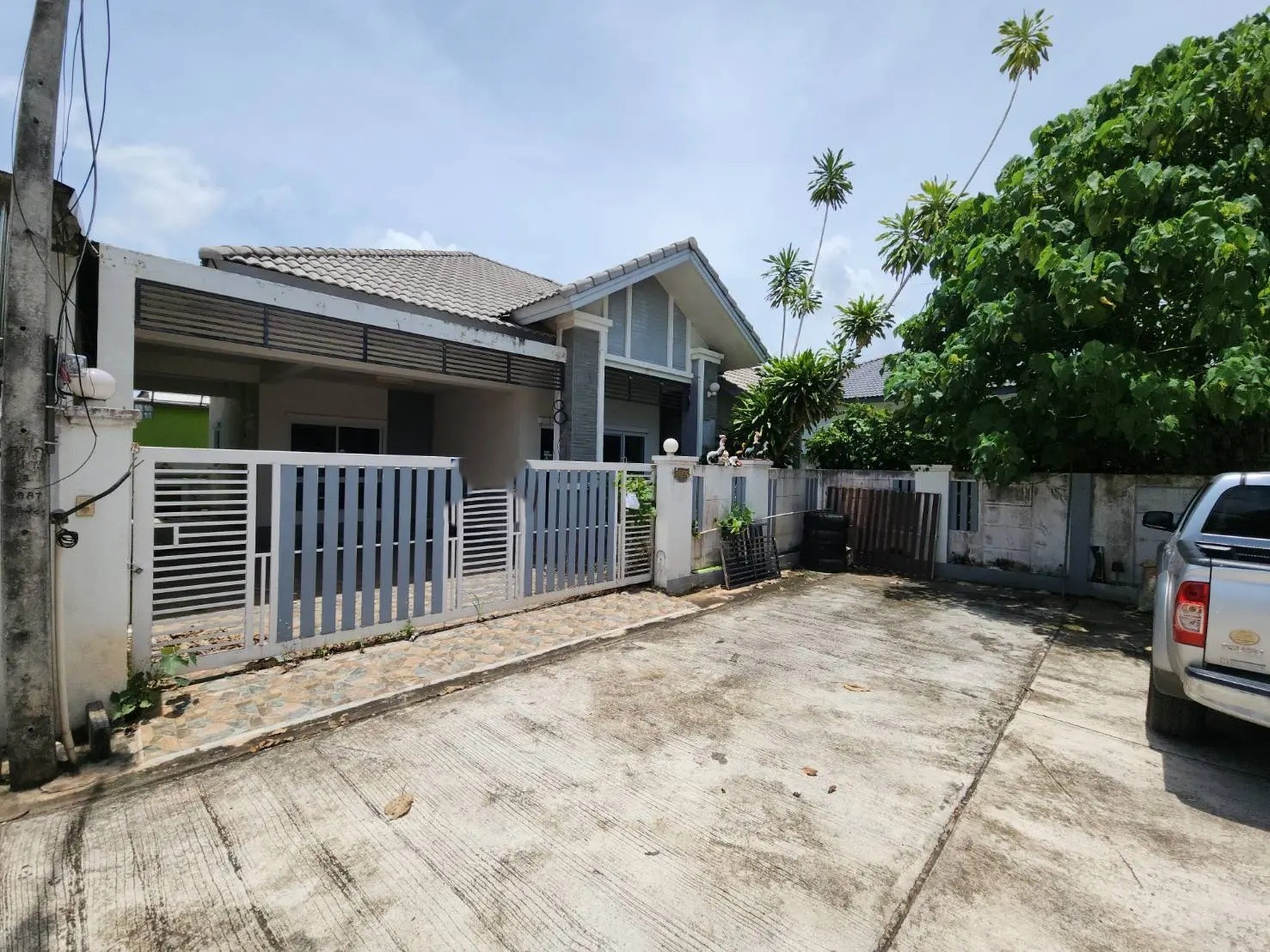 ขาย บ้านเดี่ยว วิลล่าธารา สุราษฎร์ธานี อำเภอ เมืองสุราษฎร์ธานี สุราษฎร์ธานี