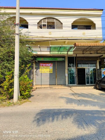 ขายทาวน์เฮ้าส์ 2 ชั้นครึ่ง  ซอยเหลืองสระ ทางเข้าหมู่บ้านณัฐยา บ้านเกาะ  เมืองสมุทรสาคร