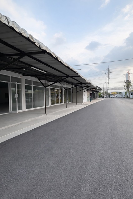 PTT BigC ถนนโครงการกว้าง 30ม.โกดัง 1-4คูหา รถเทเลอร์เข้าได้ ติดถนนสุวินทวงศ์ 2ห้องน้ำ 50ตร.ว. 192 ตร.ม.