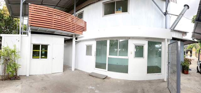 รร.นานาชาติดีบีเอส 5กม.ให้เช่าอาคารสำนักงาน 58 ตร.ม. ให้เช่าชั้น1  รพ.บางบัวทอง 2.4 กม. ทำเลติดถนน  โรบินสัน ไลฟ์สไตล์ ราชพฤกษ์681ม.