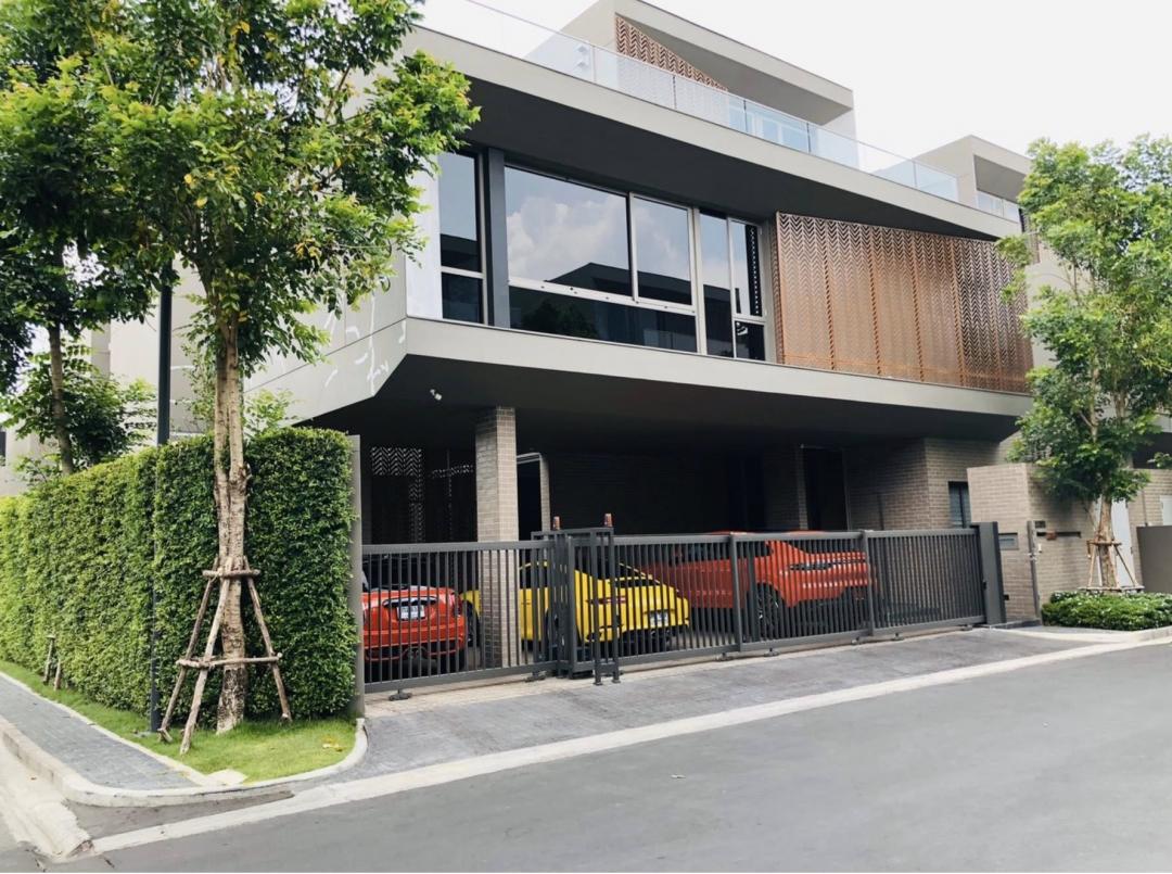 HS 1841  ขายบ้านเดี่ยวหรู 3 ชั้นหลังมุม 450 ตรม. โครงการ ARTALE พัฒนาการ-ทองหล่อ ซอยพัฒนาการ 20