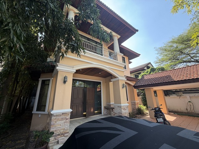 ให้เช่าบ้านเดี่ยวเอกมัย ซอยปรีดีพนมยงค์ 25 90000 บาท/เดือน ขนาดที่ดิน 100 ตร.ว.