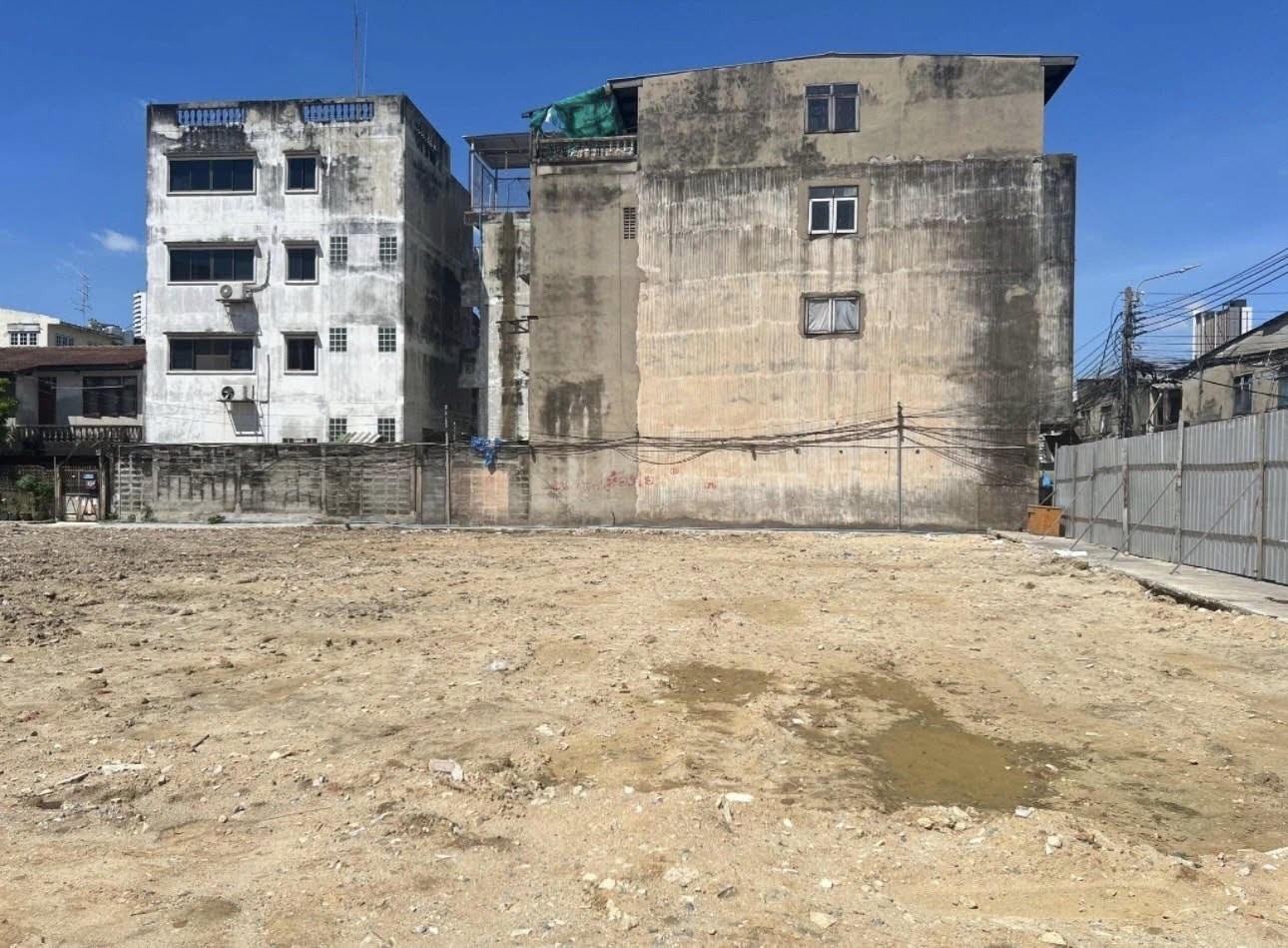 ขายที่ดินพระราม 3 เนื้อที่ทั้งหมด 362 ตารางวา  ที่ดินถมแล้ว