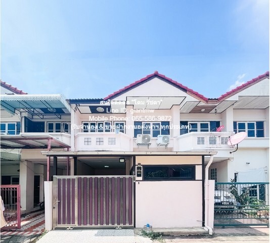 ทาวน์เฮ้าส์ ขายทาวน์โฮม 2 ชั้น (รีโนเวทแล้ว) ถ.ราชพฤกษ์ (ซ.สวนผัก 32) อ.บางกรวย จ.นนทบุรี 22.7 ตร.ว. 3 น 2 น้ำ 2 จอดรถ ราคา 2.59 ล้านบาท (โอนฟรี) 3 นอน 2 ห้องน้ำ ขนาดพื้นที่ 23 ตร.วา 2590000 B.   ถูกและดี เป็นทาวน์โฮมพร้อมอยู่ที่ได้มีการรีโนเวทแล้ว พ