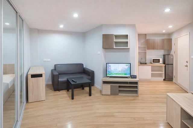 ให้เช่าลุมพินี วิลล์ อ่อนนุช-พัฒนาการ ชั้น4 23 ตร.ม. เฟอร์ฯ  และเครื่องใช้ไฟฟ้าครบ MRT ศรีนุช 1.9กม.