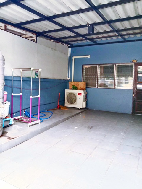 เลาดสวาย ลำลูกกา ลียบคลองสี่ ขายบ้านเดี่ยว รถไฟฟ้า BTS คูคต 4.8 กม. 20ตรว.140ตรม. ตลาดเอซี คลองสี่ 2.1 กม