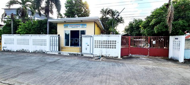 บ้าน - 62 ตาราง.วา 2 ngan 0 Rai 10 ห้องนอน 8 BATHROOM 5300000 บ.   ใกล้แหล่งอำนวยความสะดวก -