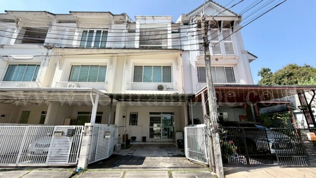 ทาวน์โฮม 3 ชั้น เดอะ เทอเรส ติวานนท์ ใกล้ MRT กระทรวงสาธารณสุข
