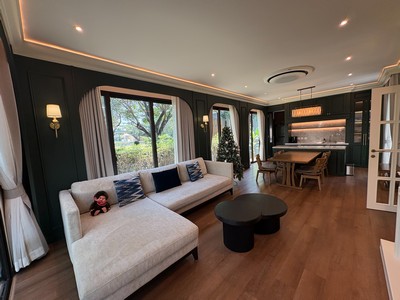 คุ้มค่าสุด !! ปล่อยเช่า บ้านเดี่ยวหรู 2 ชั้น Luxury Modern โครงการ วีวัลดีบางนา 70.7 ตร.ว