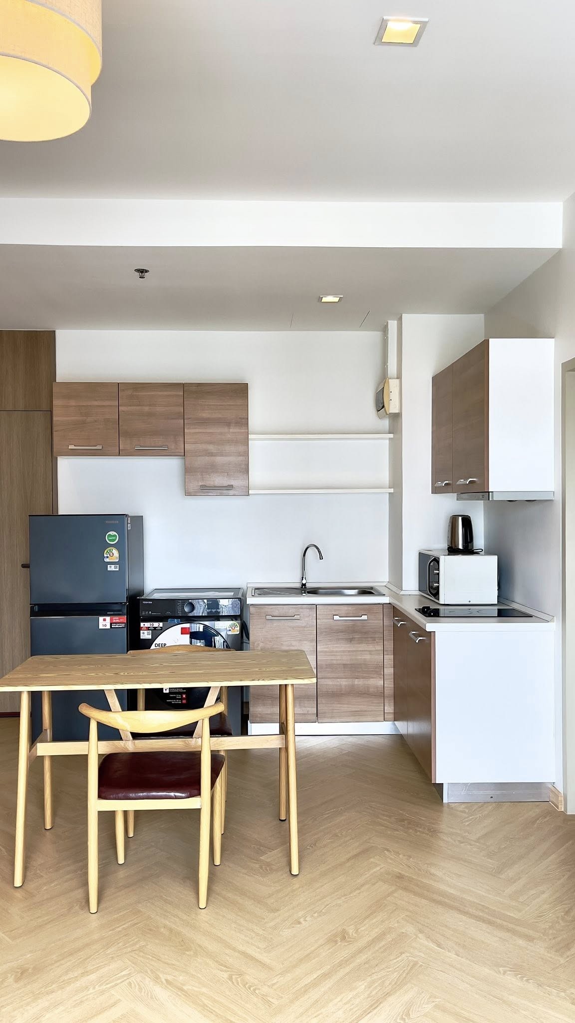 Noble Reveal Ekkamai clean peaceful comfortable 16th floor BTS Ekkamai