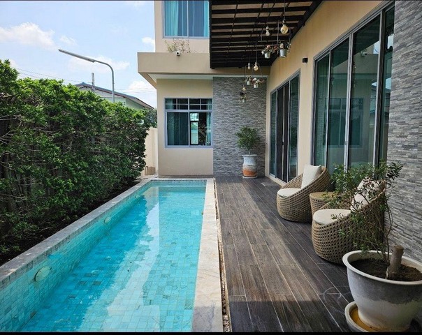 รหัสC7044 ให้เช่า ขายบ้านเดี่ยวมีสระว่ายน้ำส่วนตัว ตกแต่งสวยพร้อมอยู่ ย่านราชพฤกษ์ ใกล้เซ็นทรัลเวสวิลล์ บางกรวย นนทบุรี