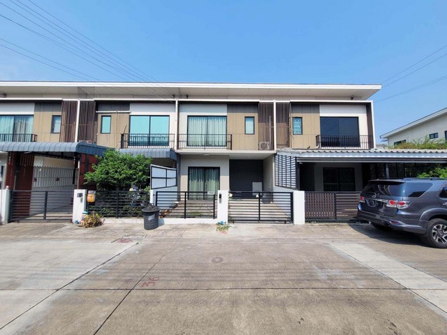 ขายทาวน์เฮ้าส์ หมู่บ้านเดอะคอนเนค 41 แจ้งวัฒนะ-ติวานนท์ ถนนติวานนท์ นนทบุรี