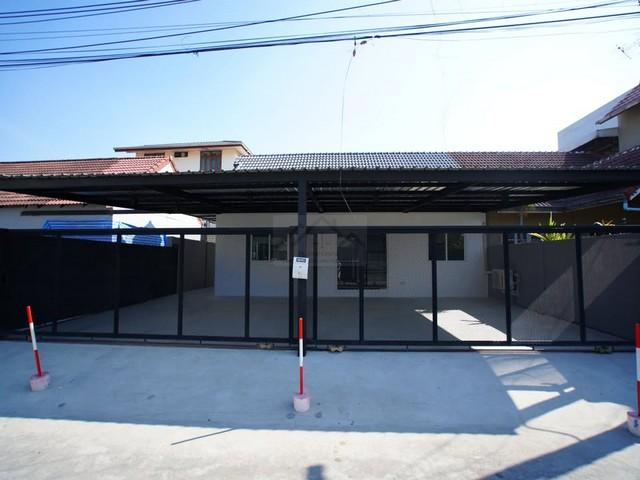 ให้เช่า Home Office 1 ชั้น 48 ตร.ว. ซอยมณียา 8 เลียบด่วนรามอินทรา ใกล้ทางขึ้น-ลงทางด่วน