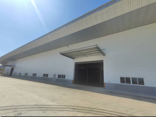 โรงงาน-โกดังให้เช่า ในอมตะซิตี้ ระยอง | ที่ดินสีม่วง พื้นที่โกดังรวม 4000-4500 ตารางเมตร(โดยประมาณ)