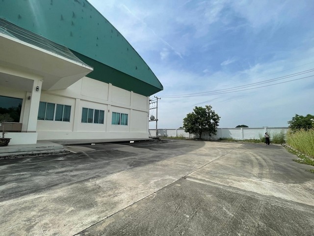 ขายโรงงานปทุมธานี ขายโรงงานพร้อมสำนักงาน เนื้อที่ 6-2-73 ไร่ (10692 ตารางเมตร) มีใบอนุญาตโรงงาน (รง.4) ถูกต้อง