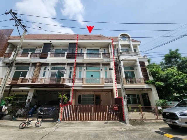 ขายทาวน์เฮ้าส์ โครงการ พรีเมี่ยม เพลส นวมินทร์-สุขาภิบาล 1  เขตบึงกุ่ม กรุงเทพฯ