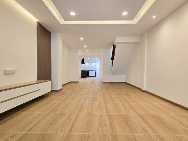 P2270 ขายทาวน์เฮ้าส์ 2 ชั้นรีโนเวทใหม่ หมู่บ้านราณี 2 ซอยลาดปลาเค้า 42 ใกล้เลียบด่วน