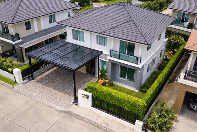 โลตัส นครอินทร์ 3 กม. รร.เด่นหล้า พระราม5 3 กม. 3 นอน 3 น้ำ วัดพระเงิน บ้านเดี่ยวหรู 2 ชั้น 56ตร.วา. 170 ตร.ม. ปิ่นเกล้า-กาญจนาภิเษก