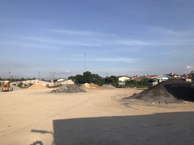 ขายที่ดิน 11 ไร่ ติดถนนเพชรเกษม ช่วงนครชัยศรี เหมาะสำหรับการลงทุนหรือพัฒนาโครงการ