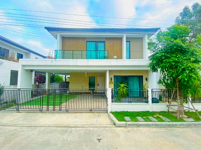 วงแหวน-จตุโชติ รร.สารสาสน์วิเทศสายไหม 1.6 กม.  รพ.สายไหม 1.8 กม. ให้เช่าบ้าน 2 ชั้น  60 ตร.วา. 240 ตร.ม. 4นอน 5 น้ำ  ตลาดวงศกร 1.6 กม.