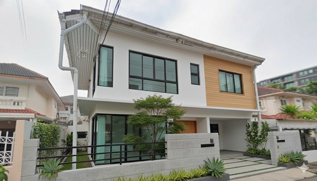 ให้เช่า บ้านเดี่ยว 2 ชั้น รีโนเวทใหม่  260 ตร.ม. 65 ตร.วา.MRT โชคชัย 4 3.1 กม.5นอน นาคนิวาส40-48