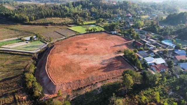 ขายที่ดิน 11ไร่ 50ตรว. 11.2ลบ. ไฟฟ้า น้ำประปาเข้าถึง อยู่หลังที่ว่าการอำเภอ ต.เม็งราย อ.พญาเม็งราย เชียงราย