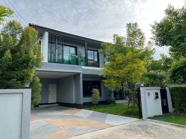 ให้เช่าบ้านเดี่ยว 2 ชั้นแปลงหัวมุม 106 ตรว. 4 ห้องนอน โครงการบุราสิริ วงแหวน-อ่อนนุช Burasiri ใกล้เมกะบางนา