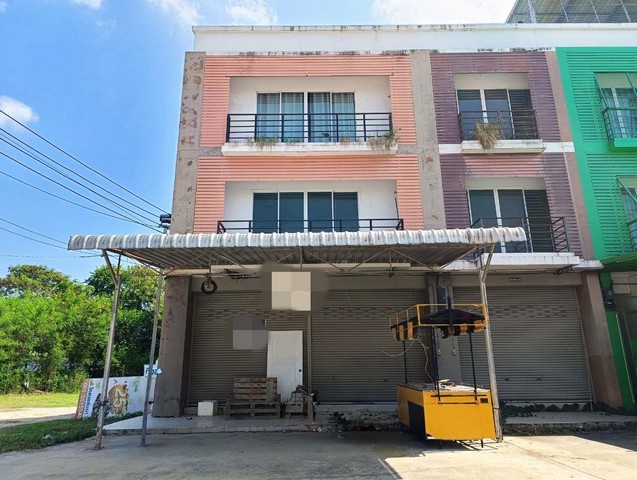 ขายอาคารพาณิชย์  ถนนไกรลาศ อำเภอเมืองนครสวรรค์  นครสวรรค์