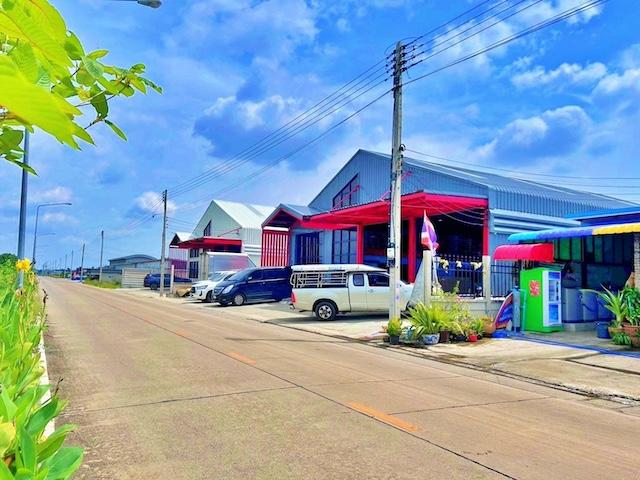 ให้เช่าโกดังสร้างใหม่ 955 ตร.ม. ถนนลำลูกกาคลอง 6 ลำลูกกา ปทุมธานี