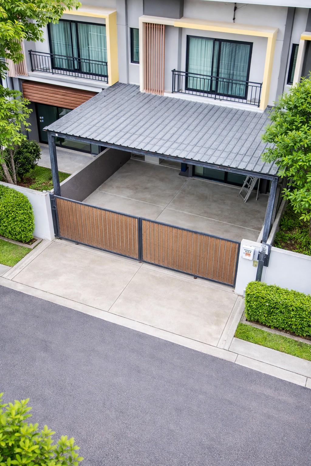 เทิดราชัน-ดอนเมือง แอร์3 หลังสุดท้ายในโครงการ ทาวน์โฮม 2ชั้น 3นอน รร.พระหฤทัยดอนเมือง 900 ม.  19ตร.ว. 152ตร.ม. ใกล้ตลาดใหม่ดอนเมือง 1.5 กม.