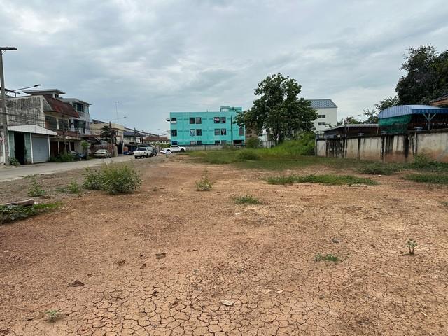 ขายที่ดิน 1ไร่ หน้ากว้าง 80 เมตร ซอยรังสิตนครนายก39 ใกล้ฟิวเจอร์ปาร์ครังสิต แปลงสี่เหลี่ยมผืนผ้า